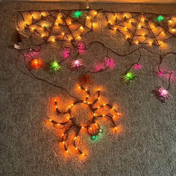 Halloween Light Up Spiderweb + Spider String Lights Bundle - Picture 6 of 7